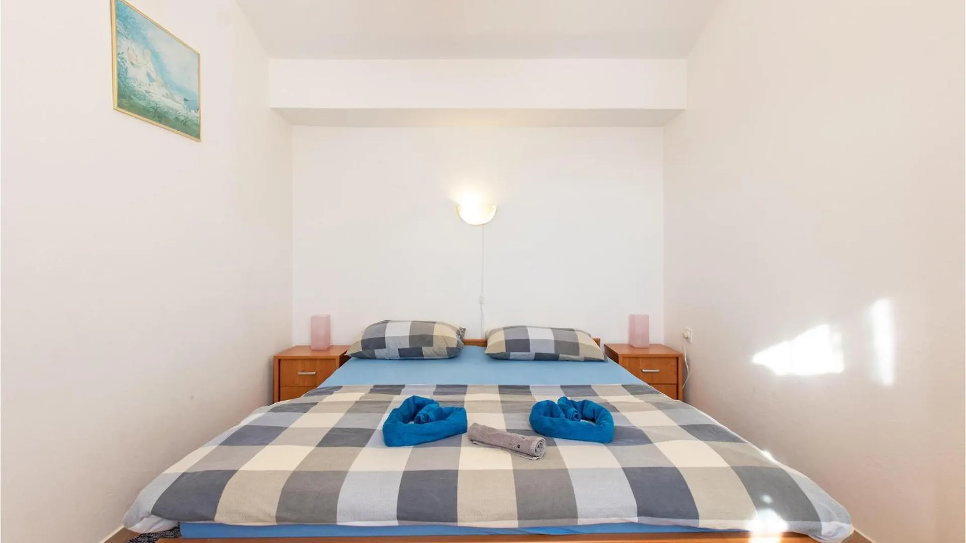1 Bedroom Cozy Apartment In Vir 0*,  Croatia